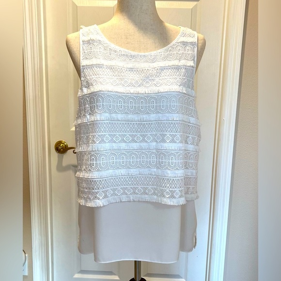 Vince Camuto Sleeveless Too. - Picture 1 of 6